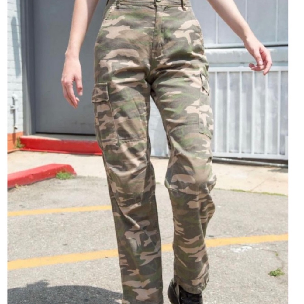 Brandy Melville Camo Cargo Pants